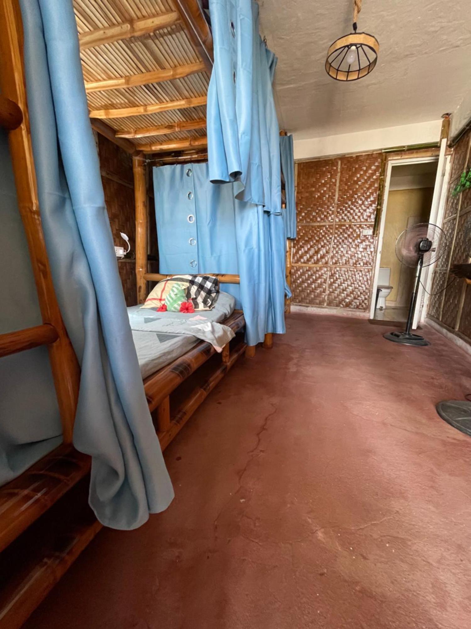 Voodoo House Bed & Breakfast Lalao Exterior photo