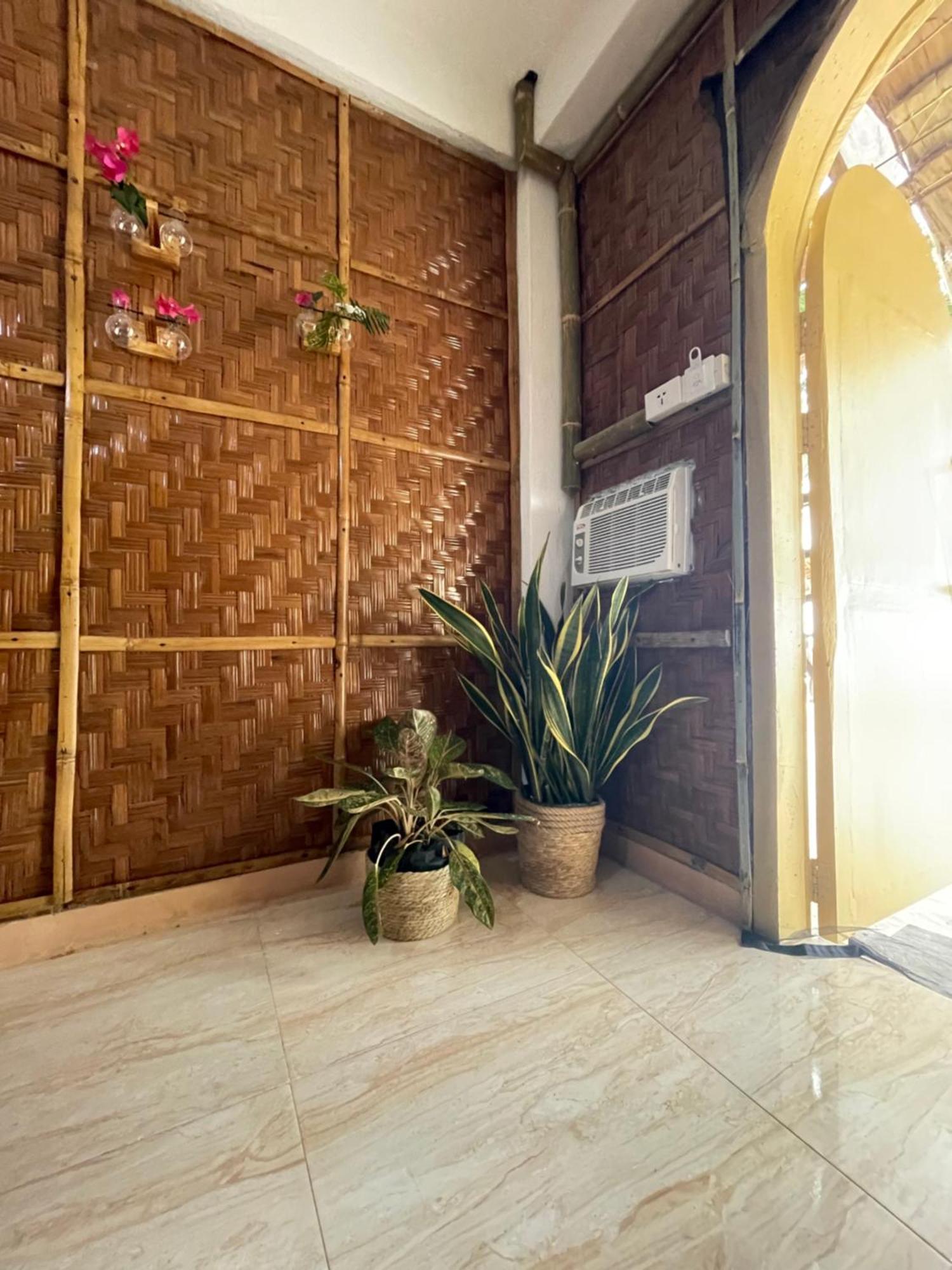 Voodoo House Bed & Breakfast Lalao Exterior photo