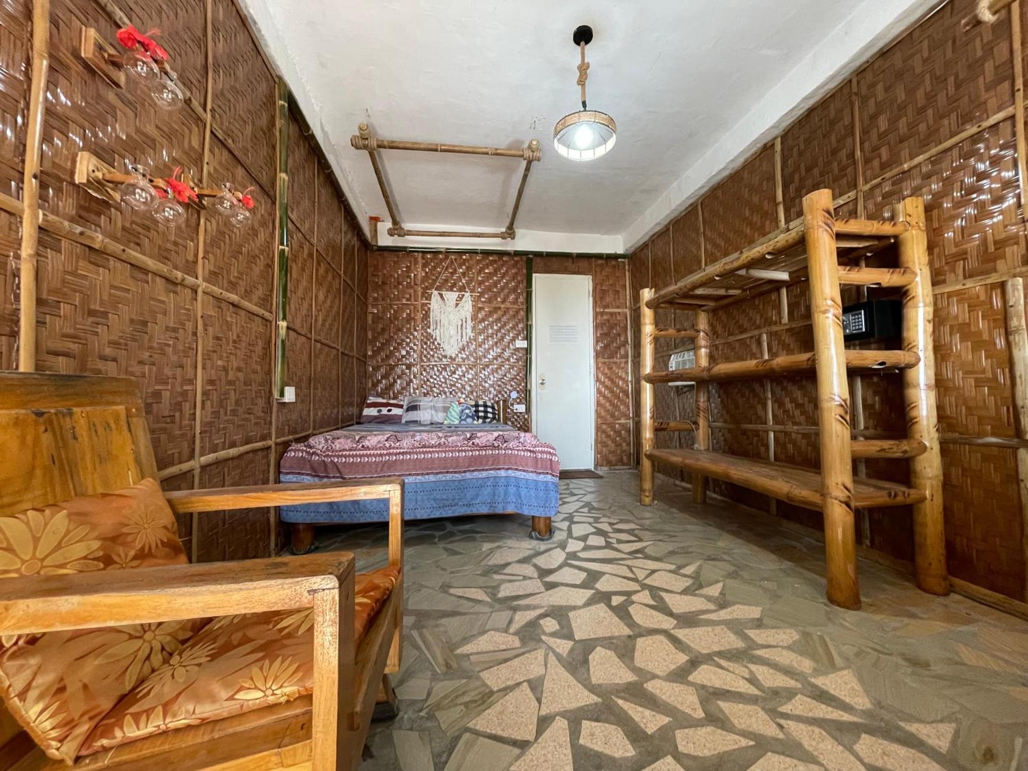 Voodoo House Bed & Breakfast Lalao Exterior photo